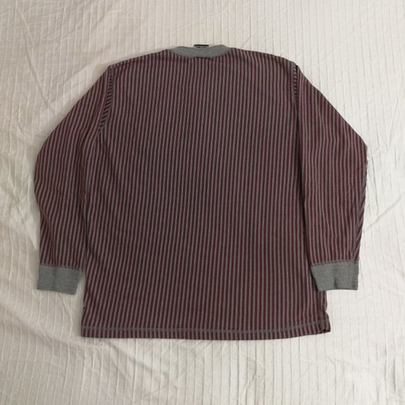 Levi's banded collar casual long sleeve shirt. Red and grey pinstriped. M - Picture 3 of 5